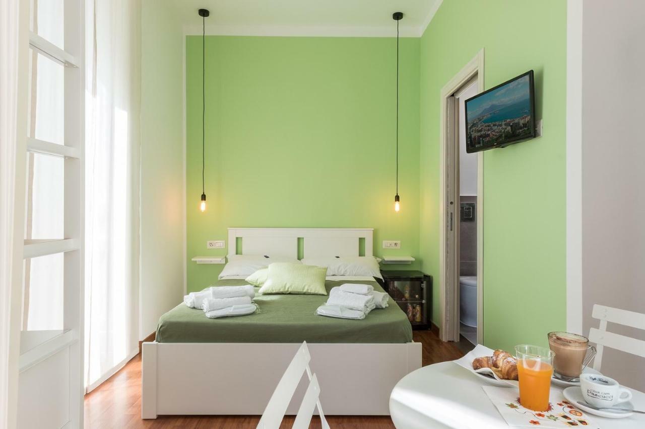 B&B Monserrato เนเปิลส์ ภายนอก รูปภาพ